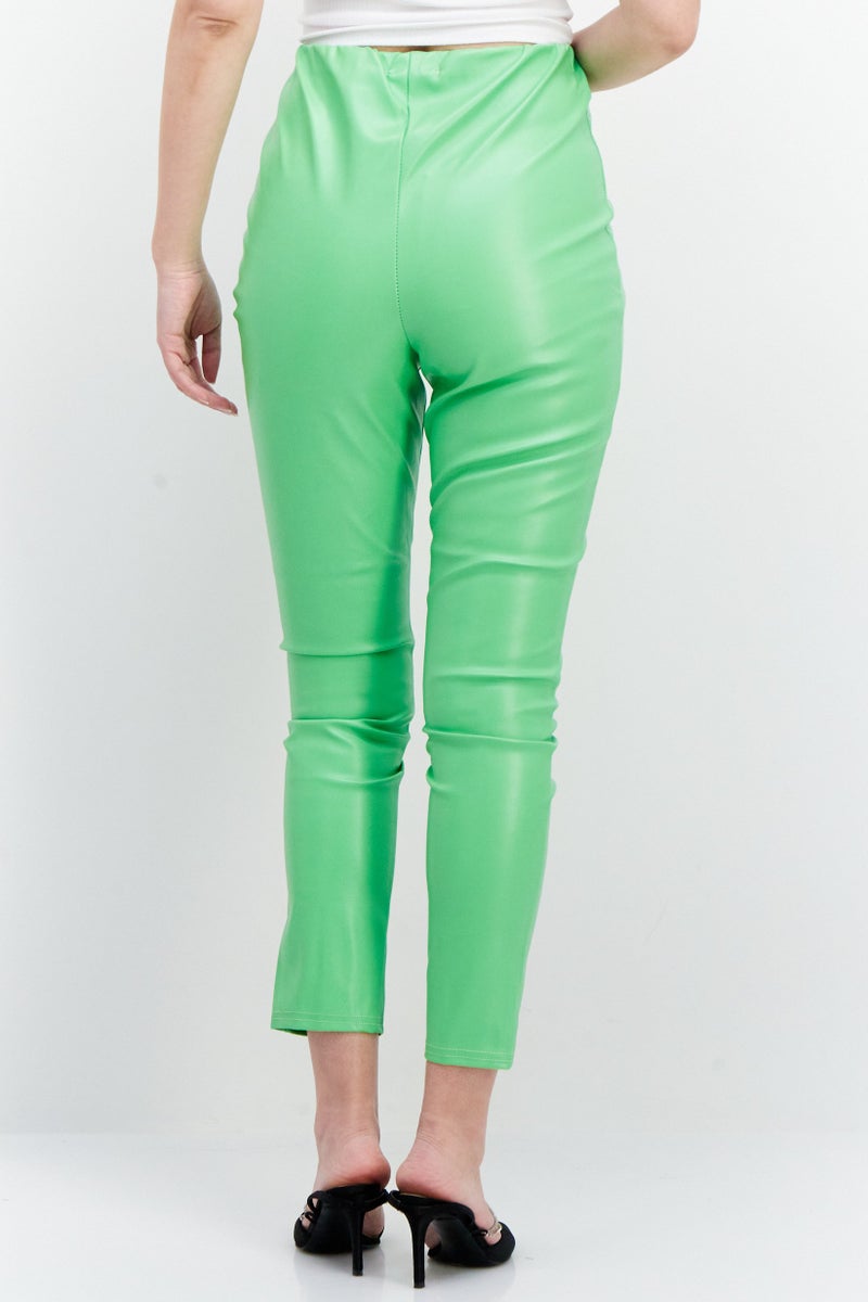 I SAW IT FIRST Women Solid Straight Pant, Green - Image 3