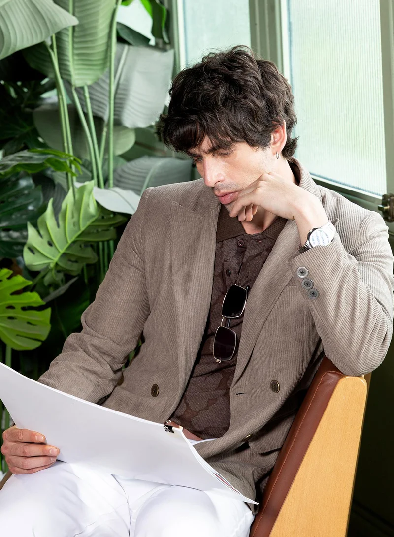 كامبوس سوترا بليزر رجالي مزدوج الصدر من الكوردروي بياقة مدببة وأكمام طويلة بأزرار مقسمة