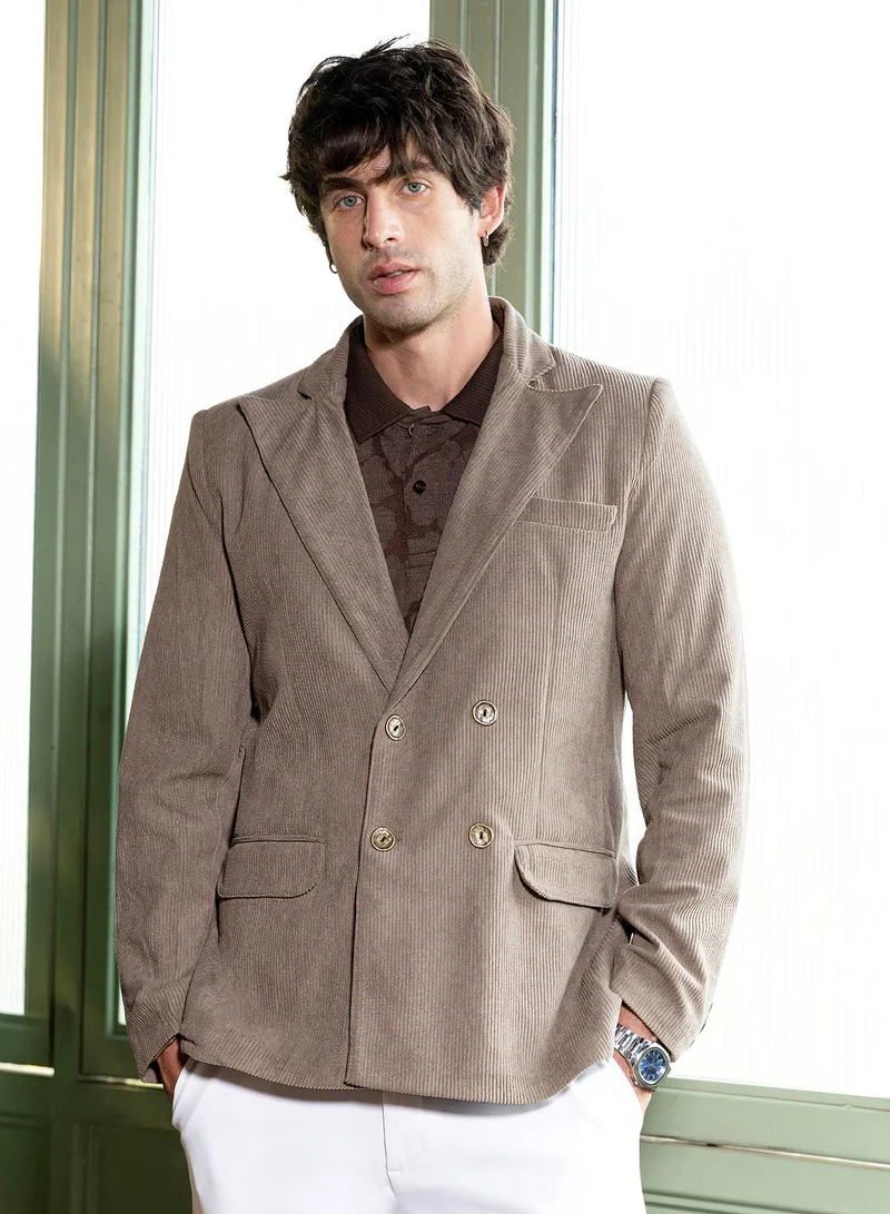 كامبوس سوترا بليزر رجالي مزدوج الصدر من الكوردروي بياقة مدببة وأكمام طويلة بأزرار مقسمة