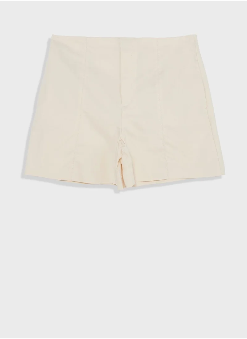 مانجو High Waist Shorts