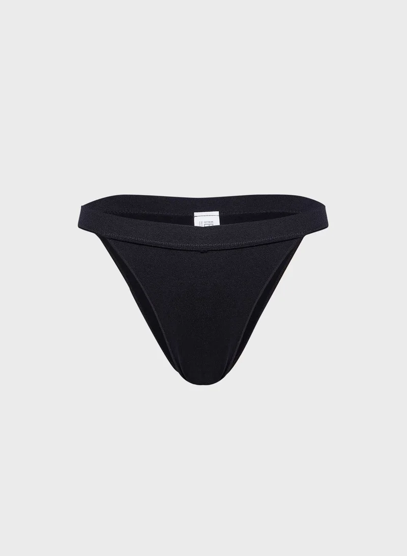 Cotton On Body 3 Pack Tangas