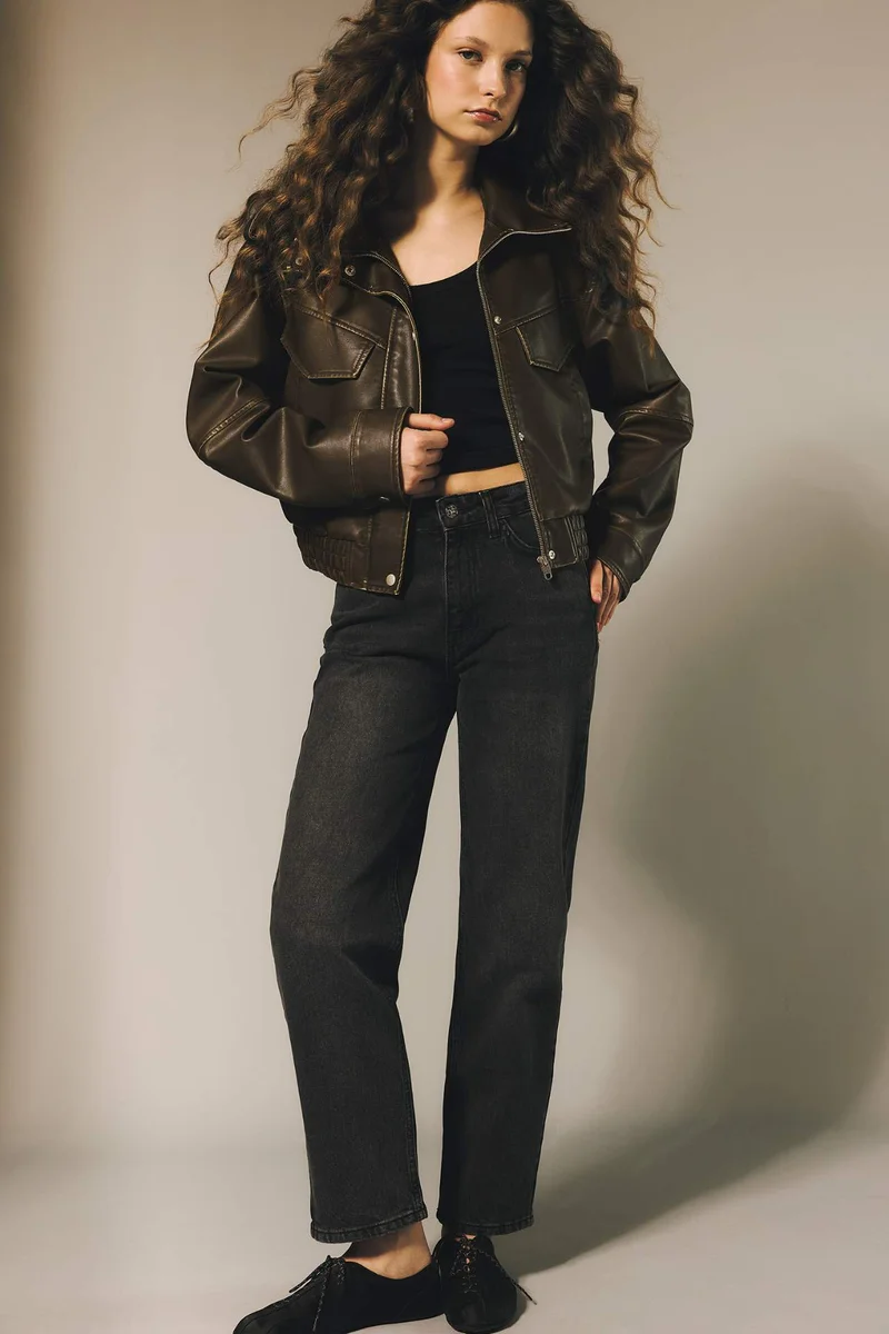 ديفاكتو Comfort Straight High Waist Ankle Length Jeans