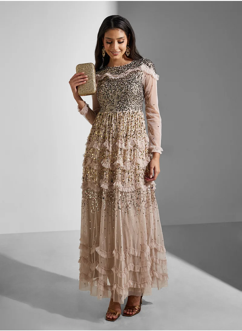 اميليا روز Embellished Long Sleeves Maxi Dress