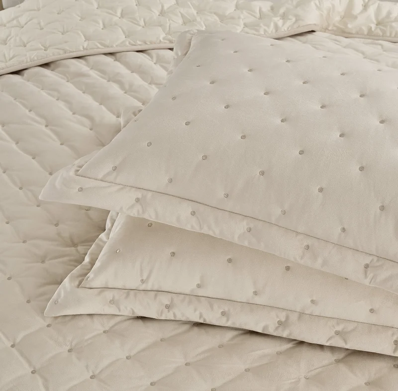 يسكن Dwell-Polka Bedspread - 3 Pc Set-Bedspread 260 x 240 CM Pillow case 50 x 80 CM-Beige