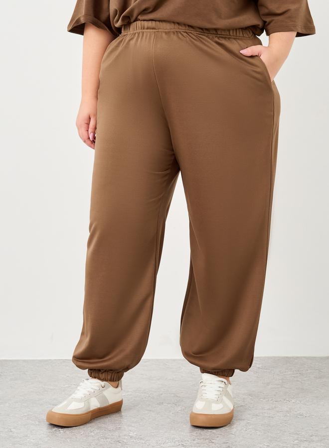 ستايلي بلس جوجرز بأساور وخصر مطاطي - Image 2