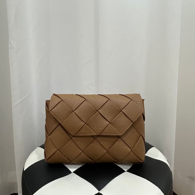 2025 Oblique Woven Bag Litchi Pattern Cowhide Commuter Bag Small Square Bag Single Shoulder Fashion Versatile - Image 4