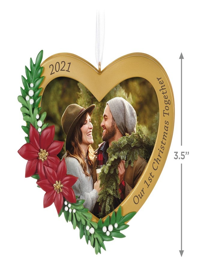 Hallmark Keepsake زينة عيد الميلاد التذكارية من هولمارك، مؤرخة بعام 2021، إطار صور على شكل قلب "أول عيد ميلاد لنا معًا". - Image 5