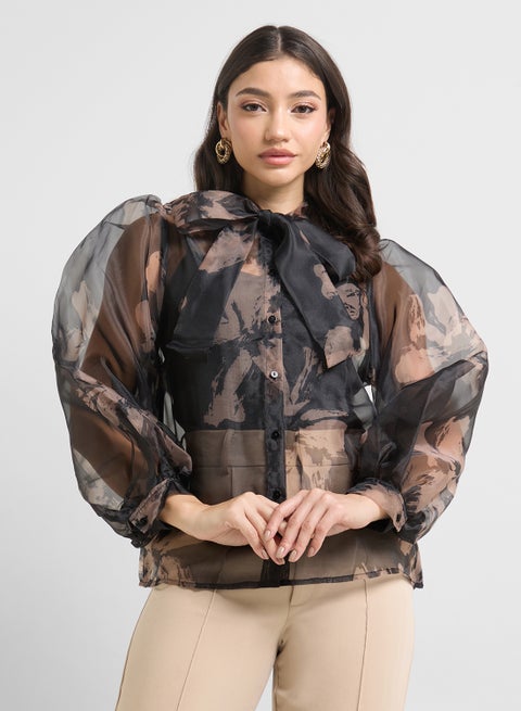 بلوزة بطبعة زهور