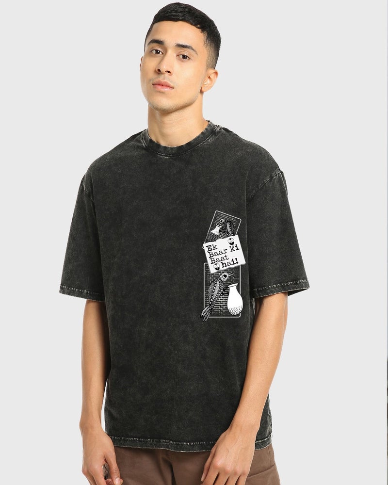 bewakoof Men's Black Kahani Graphic Printed Oversized Acid Wash T-shirt - Image 1