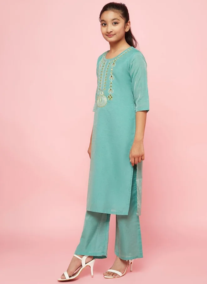 AKS Ethnic Motifs Embroidered Kurta Set for Girls