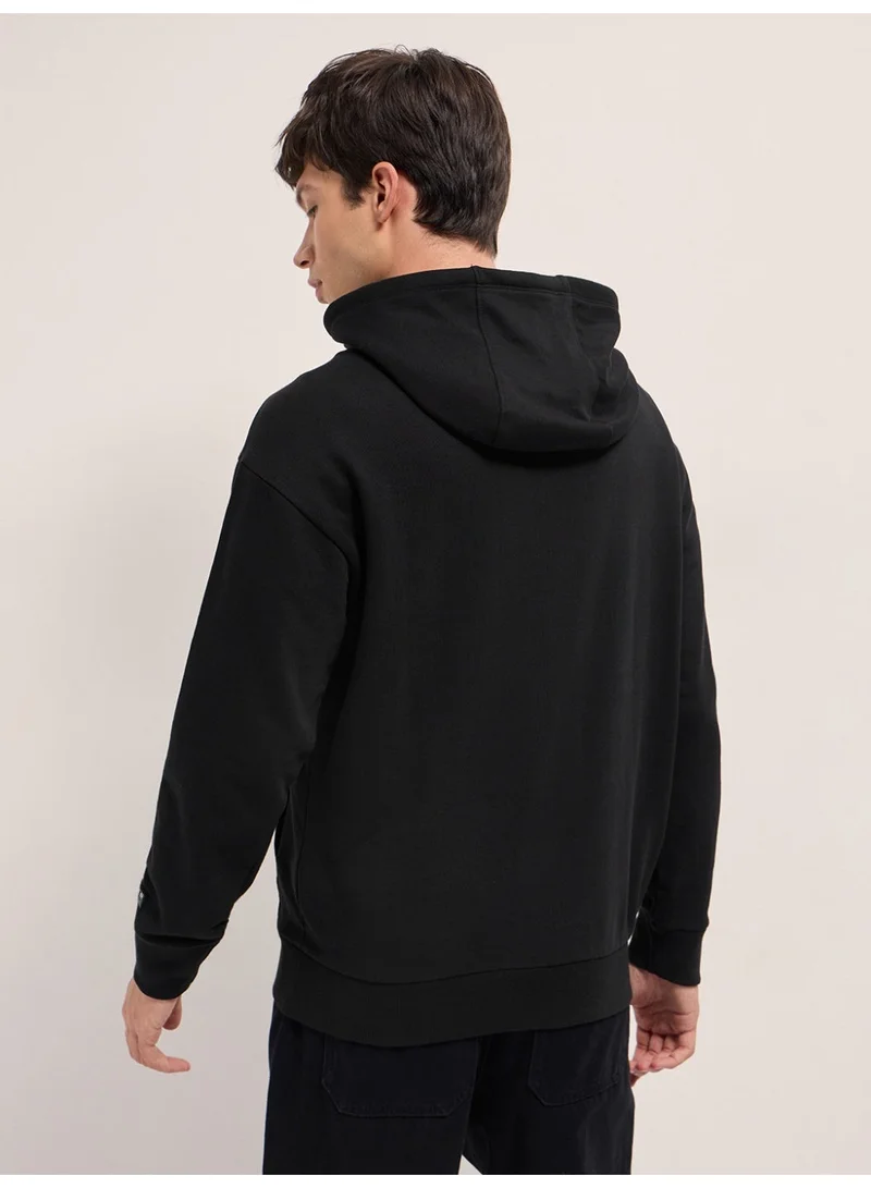 THE BEAR HOUSE  Men's Hoodie for Casual, Daily, or Outdoor Wear – Classic and Comfortable Style Suitable for Travel, Lounging, or Everyday Use in Any Season for Men | Best Price UAE
