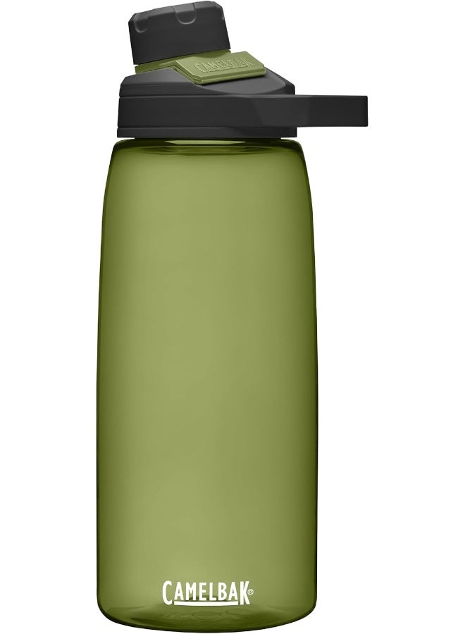 كاميلباك زجاجة ماء CamelBak Chute Mag بسعة 32 أونصة – زيتوني | غطاء مغناطيسي وتدفق عالي وتصميم مستدام بتريتان رينيو - Image 1