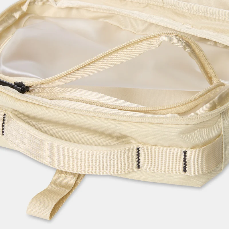 ذا نورث فيس حقيبة أدوات النظافة كامب فويجر