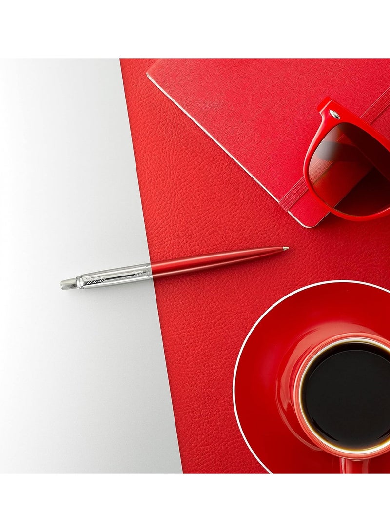 PARKER قلم جوتير كروي بقطعة واحدة حبر أزرق طرف متوسط برميل كينسينغتون أحمر - Image 4