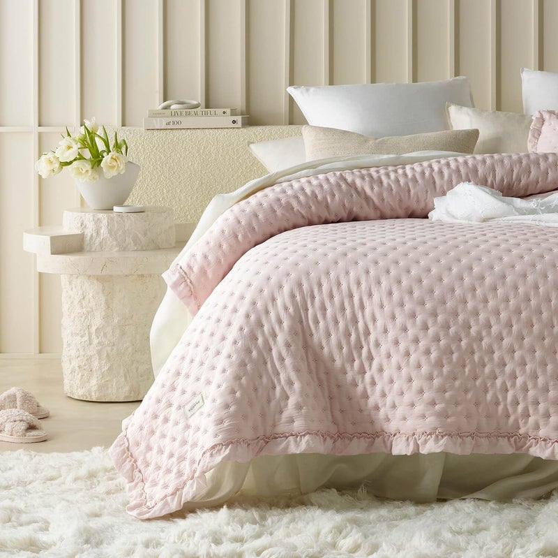 ROOM99 Molly Elegant Dusty Pink Bedspread 170 x 210 cm Versatile as Bed Throw or Sofa Throw Quilted Bedspread for Bed and Couch Bedspread
