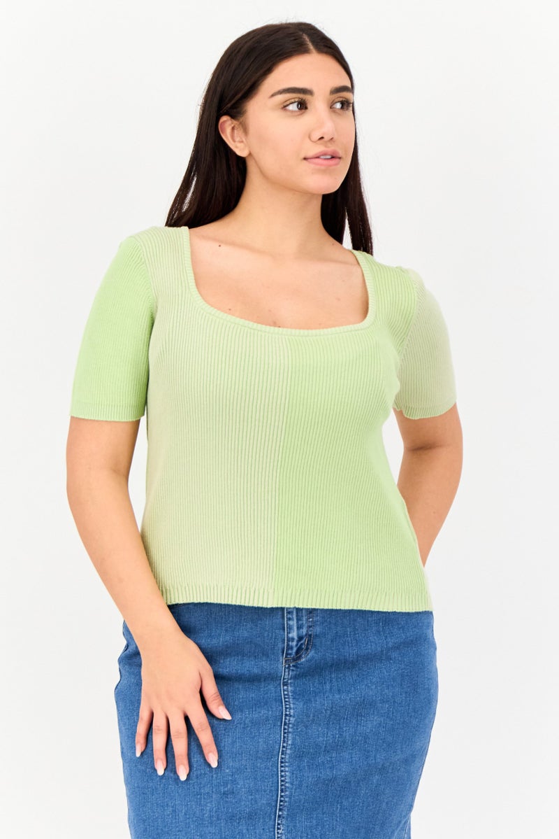 ONLY تي شيرت قصير بنقشة مربعة للنساء، أخضر فاتح - Image 1