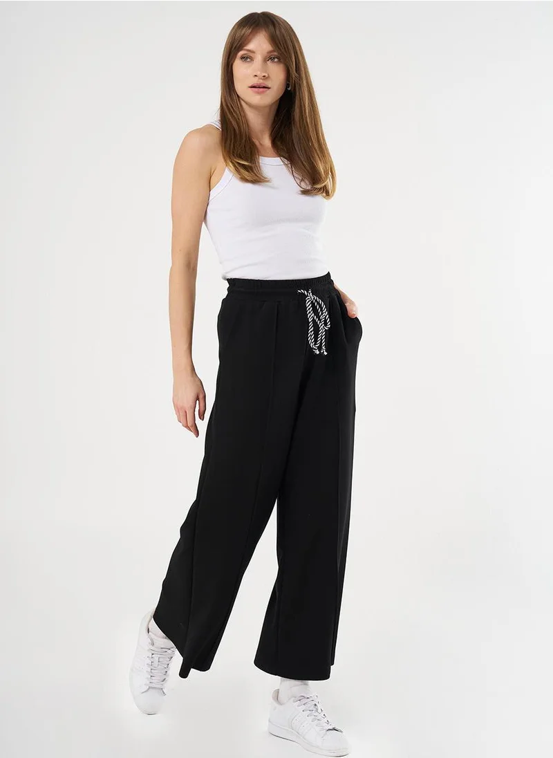 Kayra Topstitched Knit Pants - Black