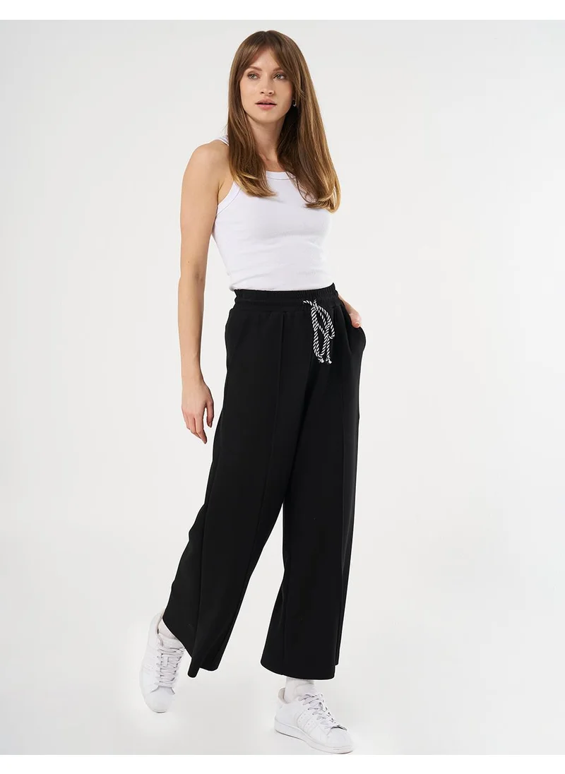 Kayra Topstitched Knit Pants - Black