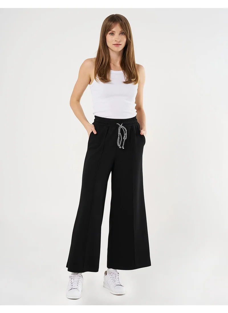 Kayra Topstitched Knit Pants - Black