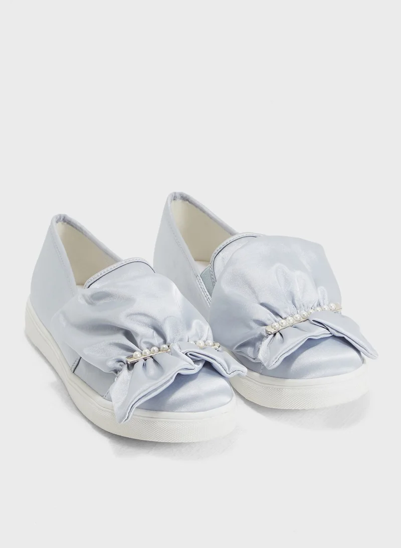 LOST INK Summer Ruffle Pearl Plimsoll