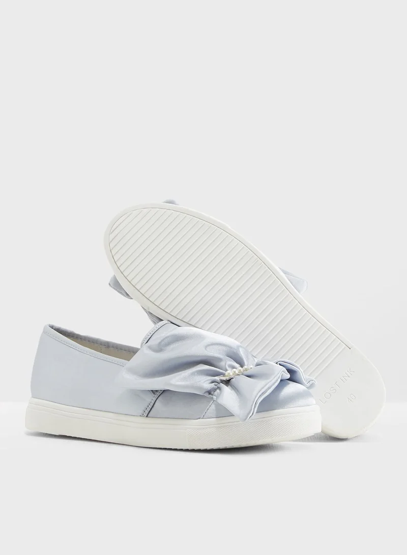 LOST INK Summer Ruffle Pearl Plimsoll