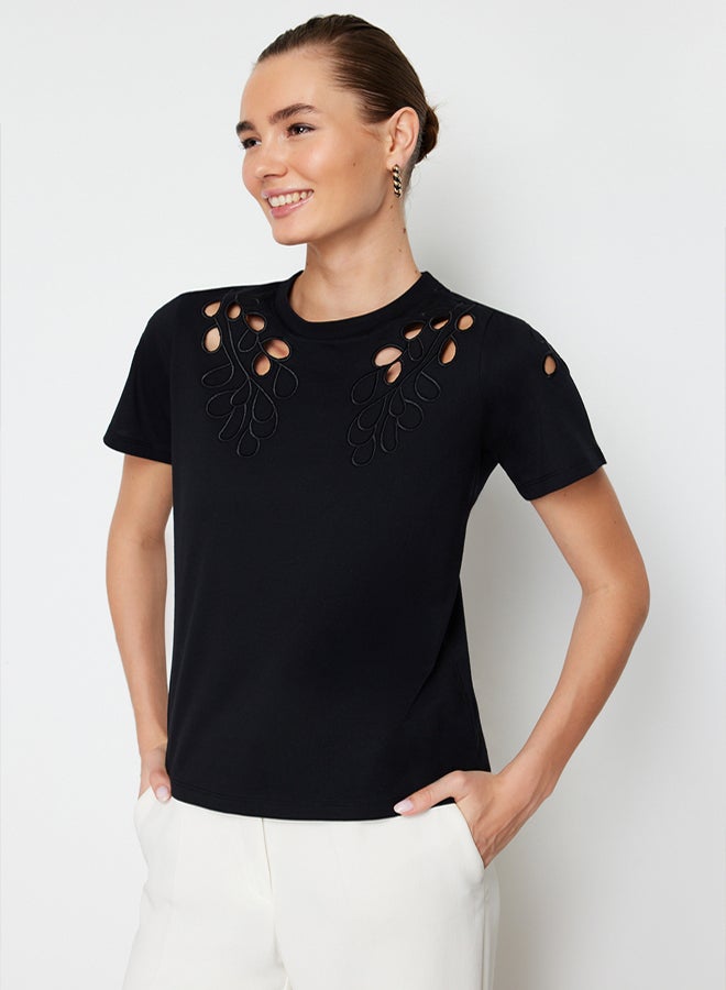 trendyol Black Embroidered Basic/Regular Pattern Knitted T-Shirt - Image 2