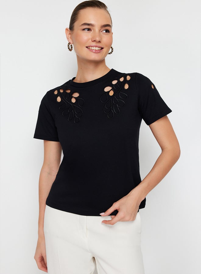 trendyol Black Embroidered Basic/Regular Pattern Knitted T-Shirt - Image 1