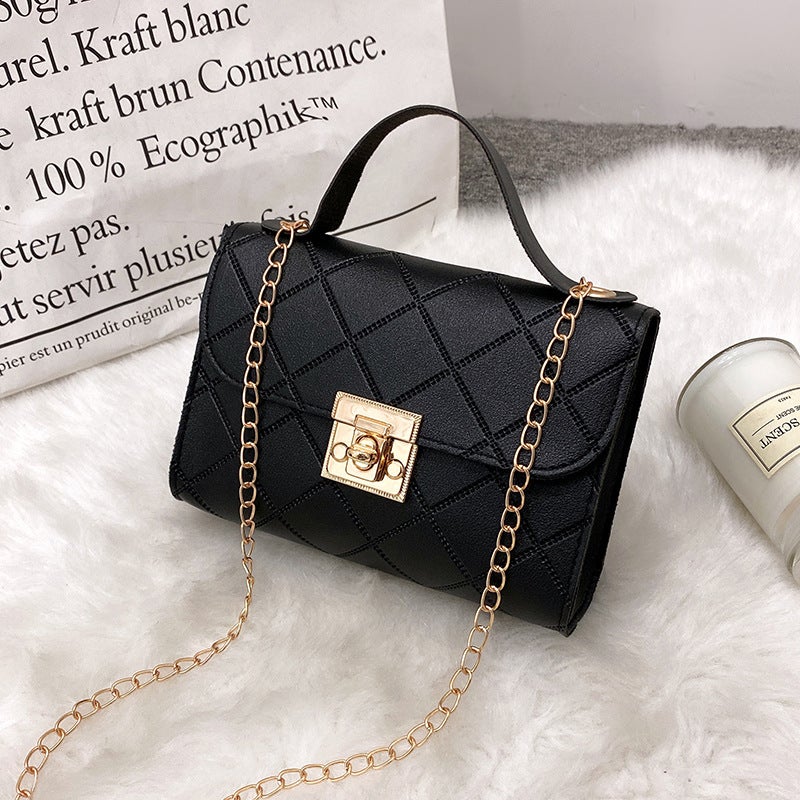 2023 New Ladies Small Square Bag Fashion Simple Shoulder Messenger Bag Chain Bag Female Source Manufacturers Straight Hair Generation - Image 1