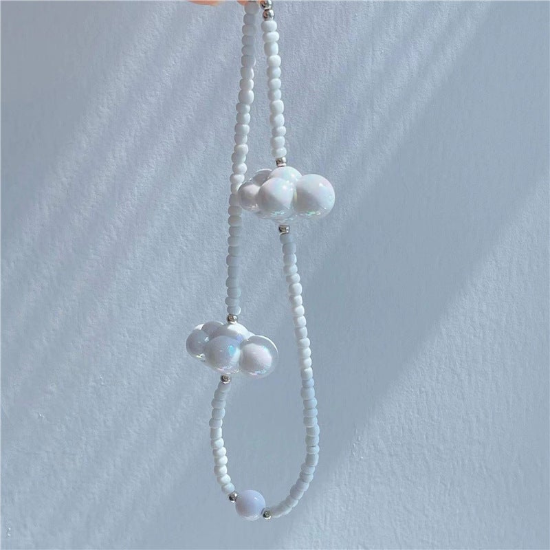 Lisa with girls mobile phone lanyard Japanese and Korean ins wind blue sky white clouds personalized beaded mobile phone chain in stock wholesale Cloud white mobile phone chain 
