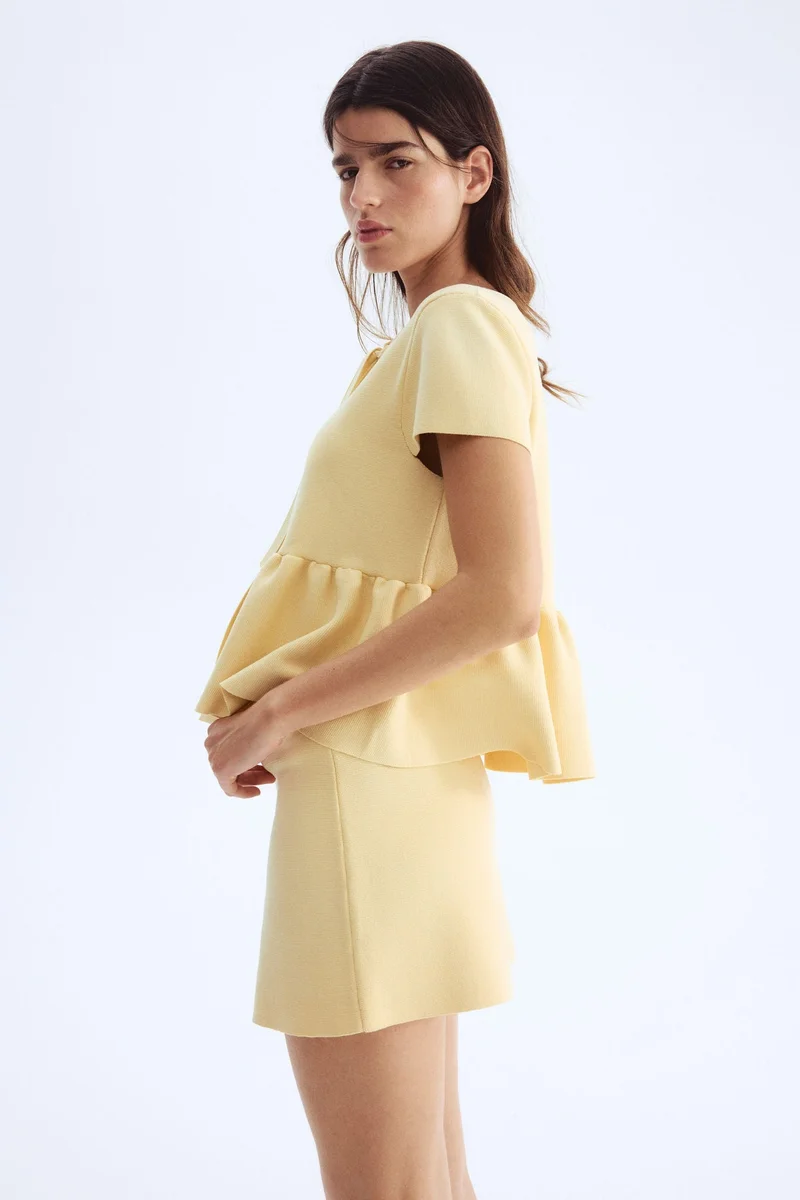 H&M Knitted tie-detail top