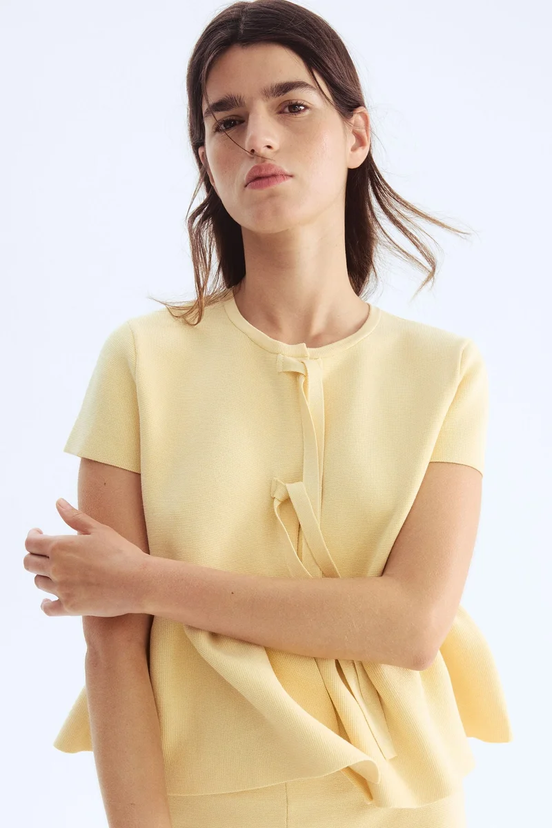 H&M Knitted tie-detail top