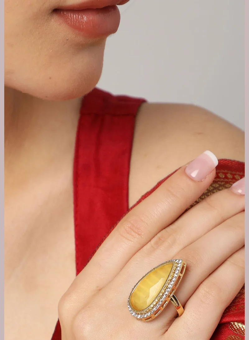 SOHI Gold Plated Designer Stone Ring