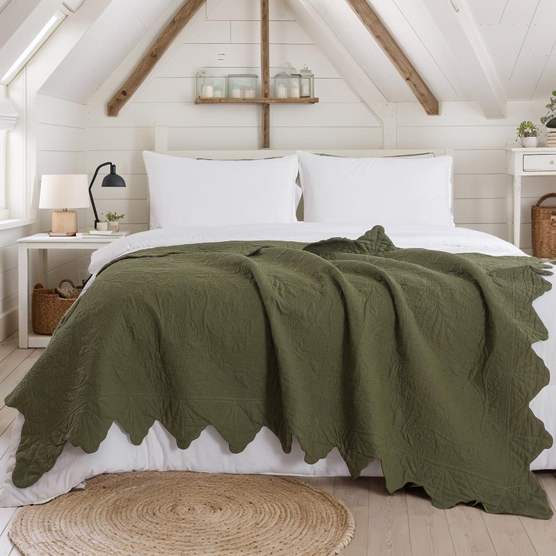 Brandream Olive Green Scalloped Edge Quilt Cotton Quilted Throw Blanket for Bed Couch Daybed 47 X 60 Inch Decorative Throw Blankets - Image 1