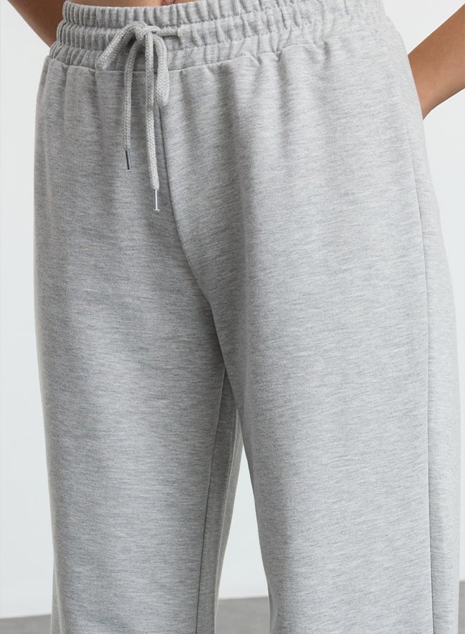 trendyol Grey Melange Wide Leg Thin Knitted Sports Sweatpants - Image 4