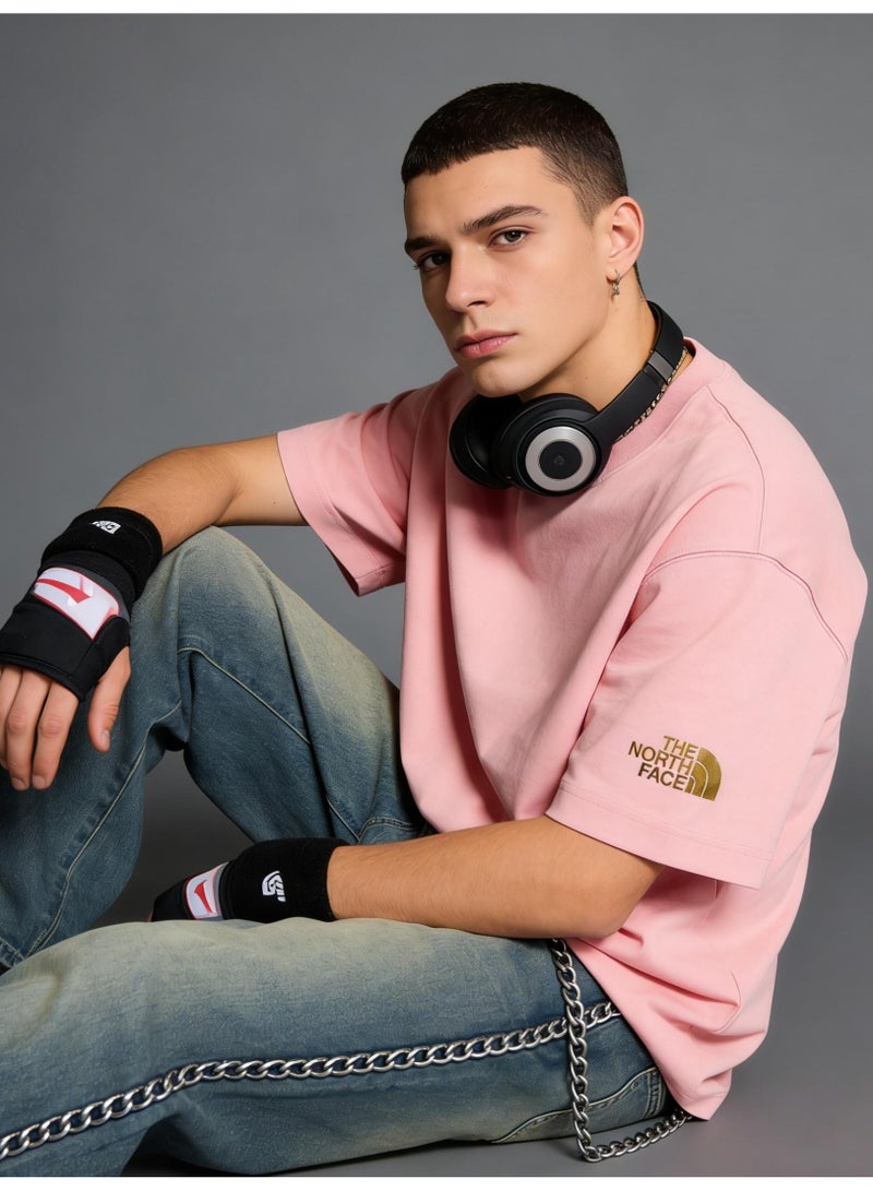 THE NORTH FACE Men's and women's T-shirts with the same style in the north face, high-grade cotton loose short sleeves with golden logo, retro street clothes for men and women. - Image 3