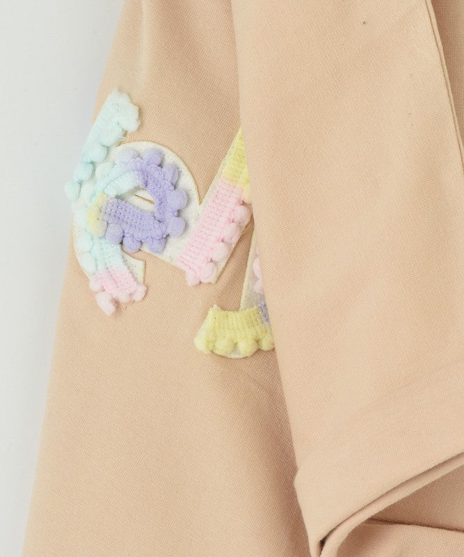 JELLIENE GIRLS TOP MAKE YOUR LITTLE ONE LOOK EXTRA ADORABLE WITH THIS GRAPHIC - Image 4
