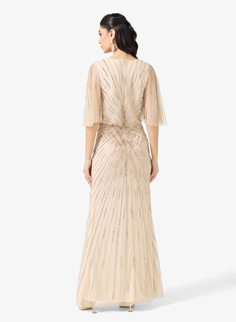 نمشي x فستان سهرة مزين بالخرز - Image 2