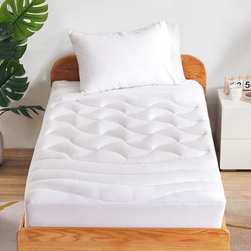 SLEEP ZONE وسادة مرتبة توأم للتبريد من SLEEP ZONE لسرير فردي، غطاء مرتبة مبطن بمناطق متميزة، غطاء حماية مرتبة محكم، قابل للغسل في الغسالة ومتين، جيب عميق 8-21 بوصة (أبيض، توأم) - Image 1