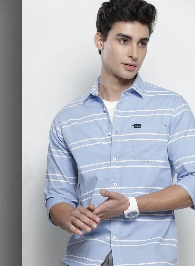 شركة المرآب الهندية Men Slim Fit Striped Full Sleeves Spread Collar Casual Shirt