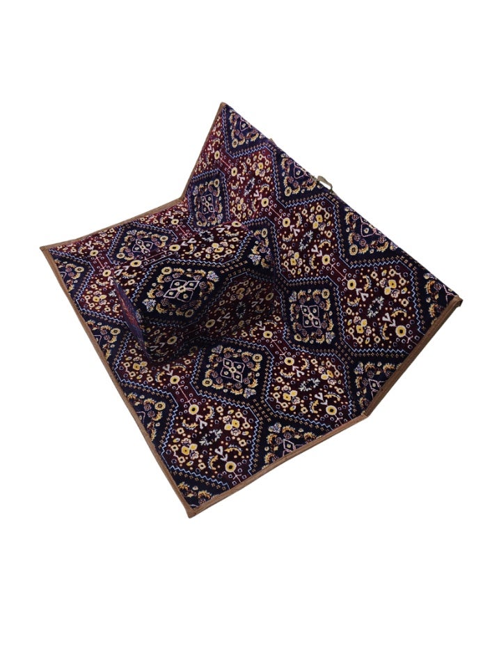 سمارت هوم طقم كرسي أرضي مع مركا يكفي لشخصان - الكرسي قابل للطي بخلفية عازلة للماء للرحلات والنزهات والتخييم والحدائق – جلسة أرضية مريحة بطول 60 سم وعرض 120 سم وارتفاع مسند  الظهر 40 سم – مثالي للجلوس والاسترخاء في الهواء الطلق - Image 4