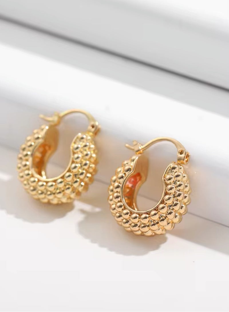 إيكوال حلق اذن نسائي بتصميم رائع وعصري باللون الذهبي - Image 1