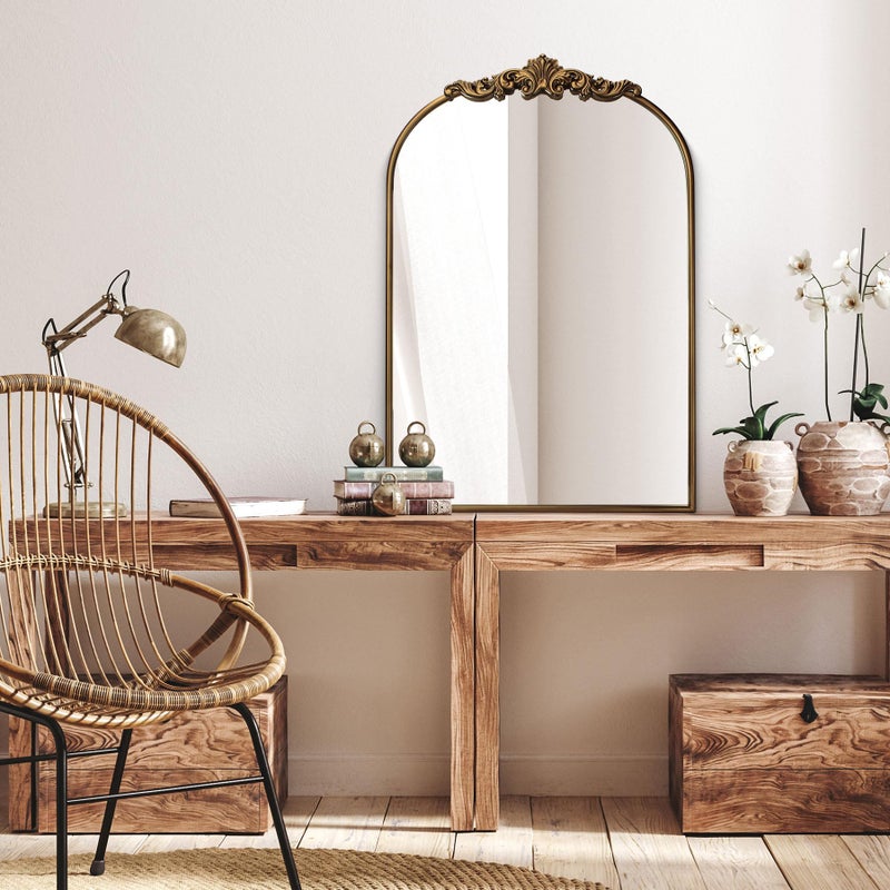 Wemily مرآة ويملي المزخرفة على طراز الباروك العتيق - 24"X36" مرآة قوسية من النحاس الأصفر العتيق بإطار معدني كامل - مثالية للمدخل، المدفأة، غرفة المعيشة، الممر، أو ديكور الحمام - Image 5
