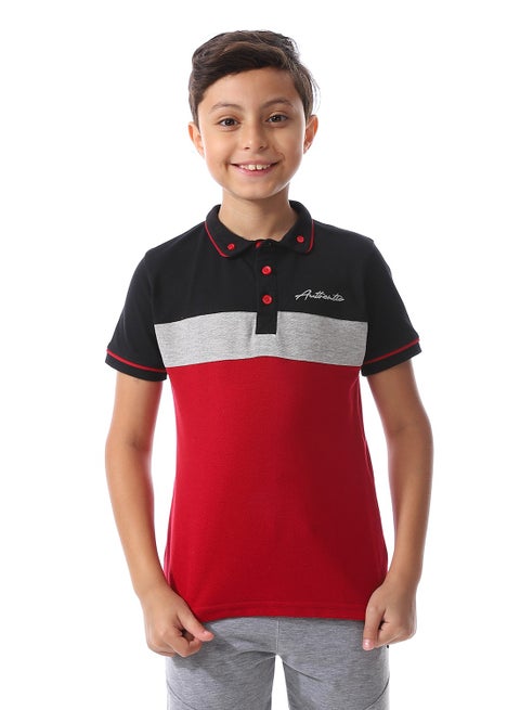 تيشرت بولو أولادي مزود بياقة وزراير