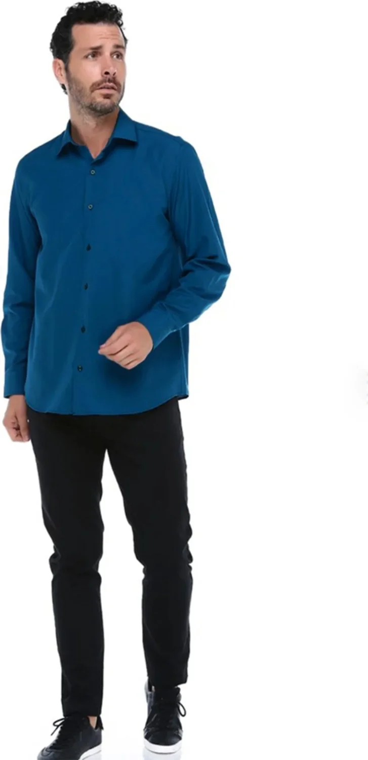 Varetta Men's Indigo Blue Plain Pocketless Wide Cut Long Sleeve Shirt