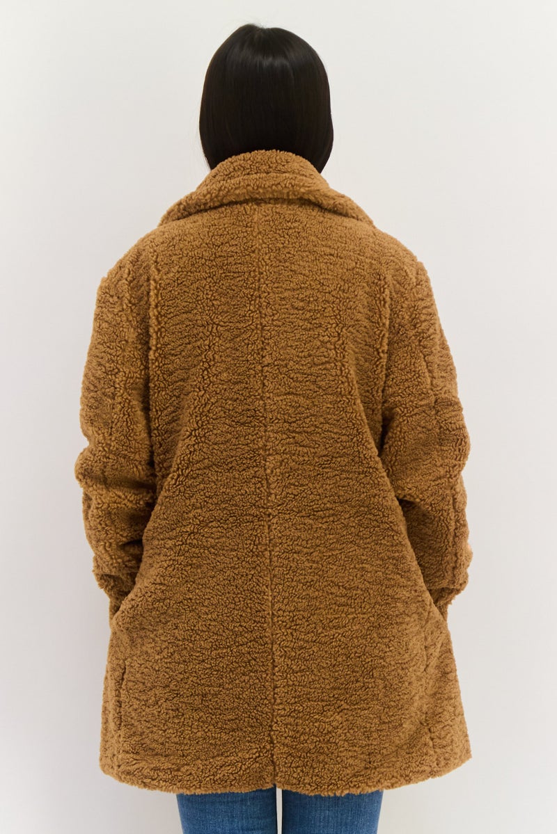 Bearpaw Women Textured Sherpa Jacket, Brown - Image 3