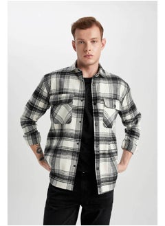 Man Relax Fit Woven Long Sleeve Shirt