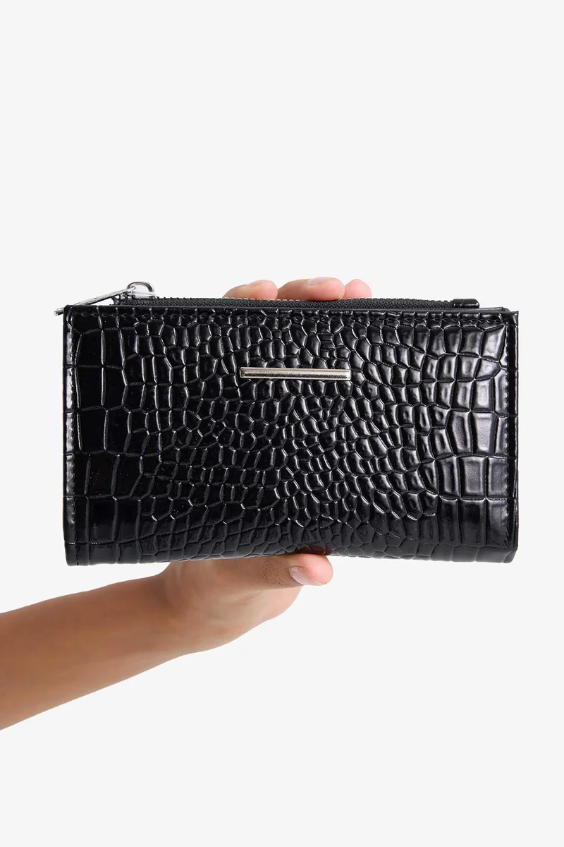 ديفاكتو Woman Faux Leather Wallets