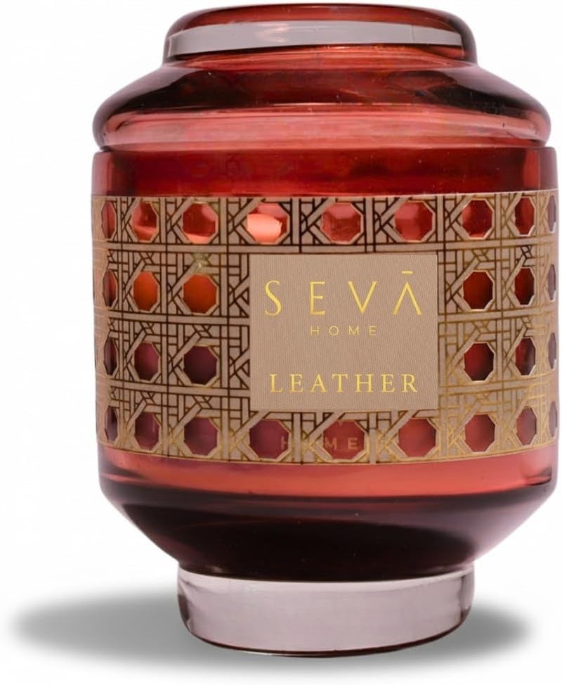 سيفا هوم شمعة معطرة برائحة الجلد من ساكريد سبيسز | شمعة فاخرة معطرة | شمع الصويا الطبيعي | تدوم 30 ساعة | شمعة للمكتب | علاج عطري مريح | طقم هدايا فاخر | هدية - Image 2