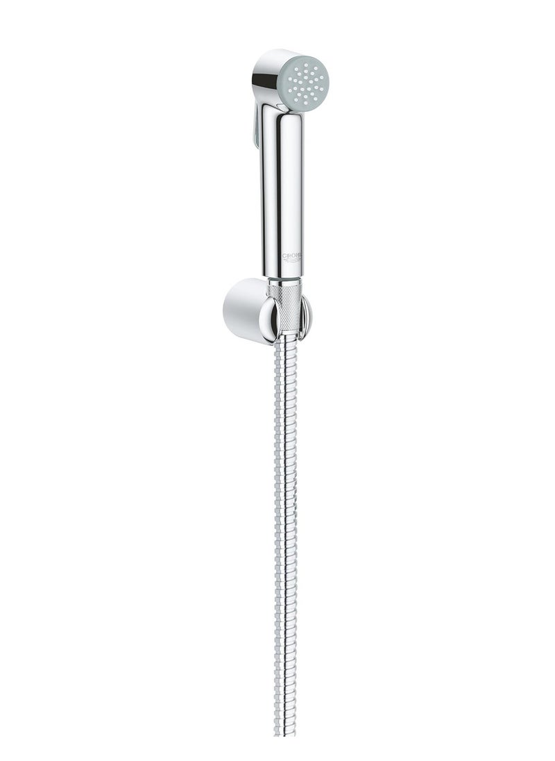 Grohe GROHE Hand Shower Spray, Trigger and Wall Bracket in Chrome Finish Its modern design combines elegance and practicality. It is equipped with an easy-to-use trigger for smooth and precise adjustment of the water flow  - Image 1