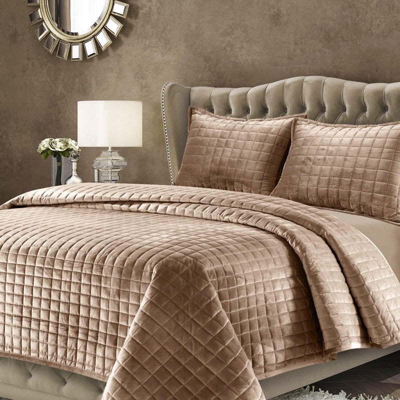 Tribeca Living Luxury Velvet Quilt Set Queen Bedding Set 260 GSM Soft Velvet Oversized Comforter Set Florence Box Stitch Premium Bedspread Coverlet for All Season with 2 Pillow Shams Taupe